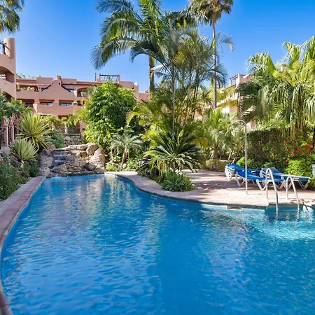 Apartment Prachtig Penthouse Met Zeezicht En Groot Zonneterras Estepona