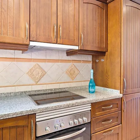 Prachtig Penthouse Met Zeezicht En Groot Zonneterras إِستيبونا